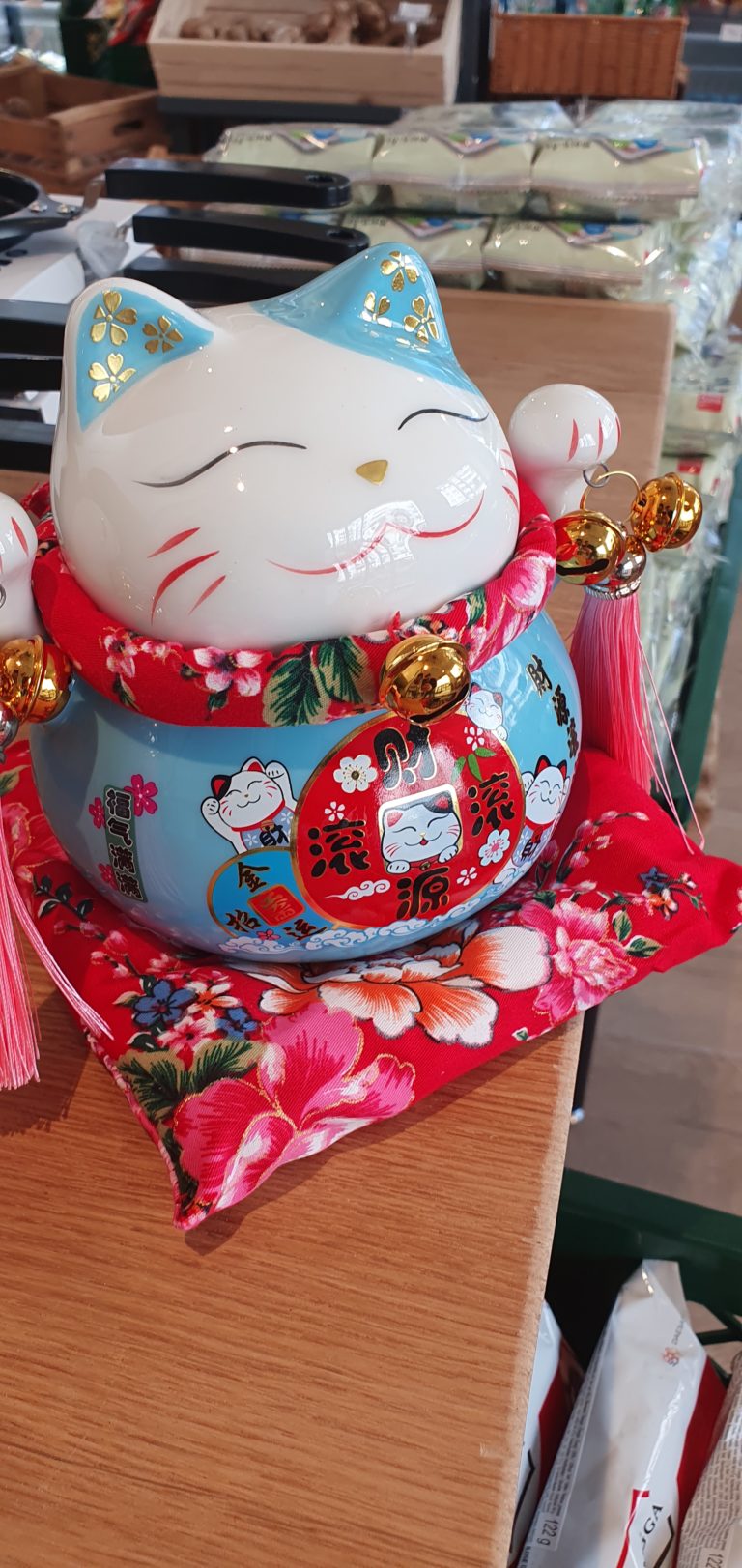 BESTER ASIA MARKT HAMBURG viele asiatische Markenartikel